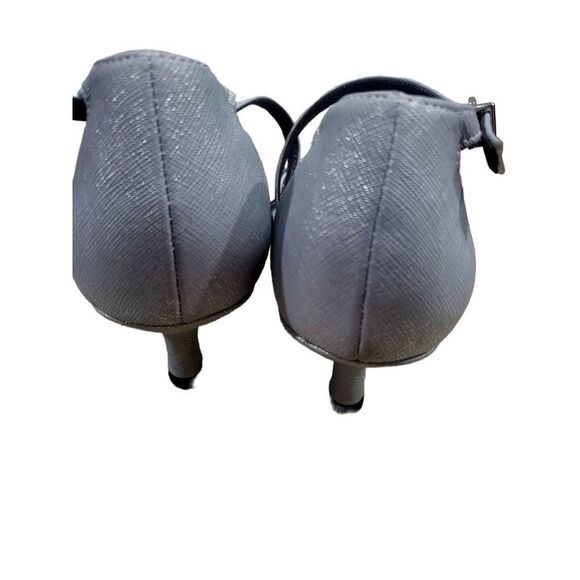 Life stryde soft system size 8.5 silver sandal - Picture 4 of 6